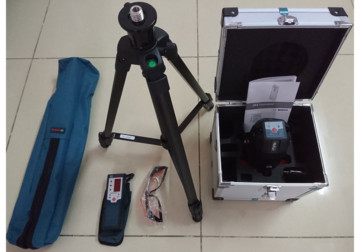 15m Máy cân mực 5 tia laser đỏ Bosch GLL 5-40 SET (kèm chân) 15m Máy cân mực 5 tia laser đỏ Bosch GLL 5-40 SET (kèm chân)