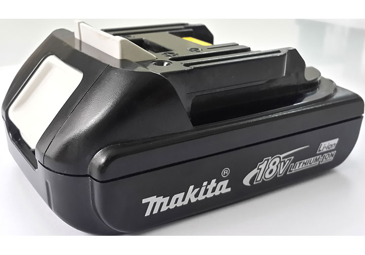 18V/1.5Ah Pin Lithium-Ion chân gài vàng Makita BL1815N 18V/1.5Ah Pin Lithium-Ion chân gài vàng Makita BL1815N
