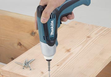 230W Máy vặn vít Makita TD0100 230W Máy vặn vít Makita TD0100