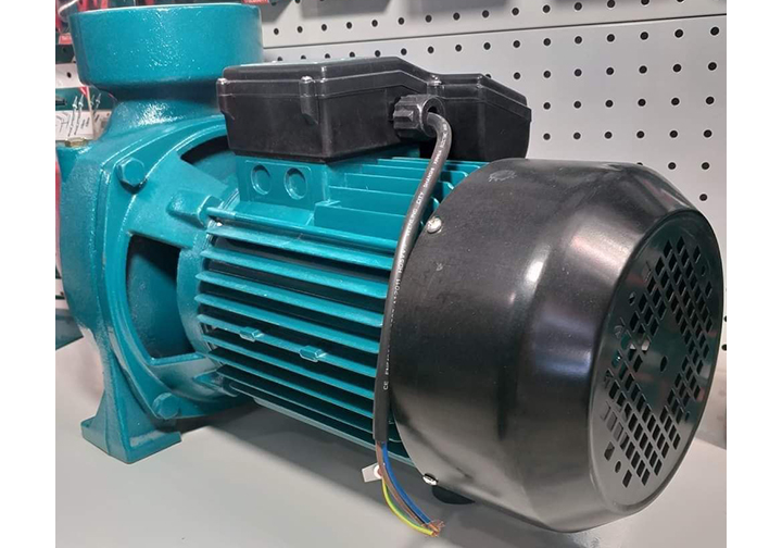 3000W Máy bơm nước Total TWP230002 3000W Máy bơm nước Total TWP230002