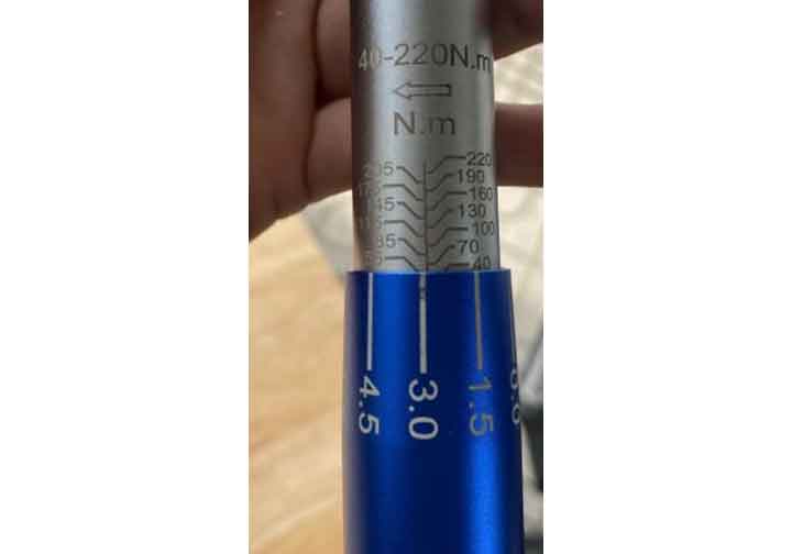 40-220Nm Cần siết lực 1/2" Wadfow WWQ1D12 40-220Nm Cần siết lực 1/2" Wadfow WWQ1D12