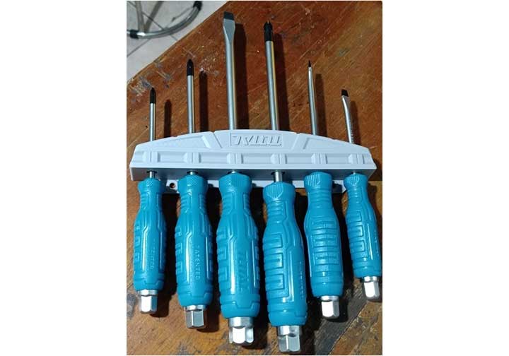 Bộ tuốc nơ vít đóng 6 chi tiết Total THGSS35061 Bộ tuốc nơ vít đóng 6 chi tiết Total THGSS35061